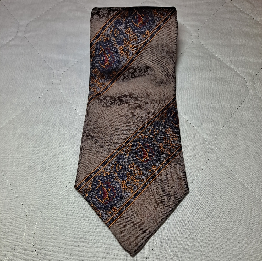 Vintage JSACO Designer 💯 Silk Men's Necktie 3.5"x 58" Gray/Multi-colors Paisley